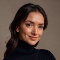 Iryna Khopta — Marketing Director at HALLĒ